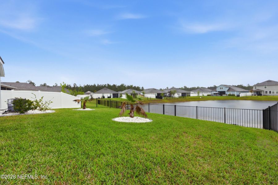 Image 41 of a home in Cross Creek.