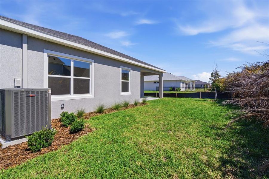 Exterior details and patio area of a home in Waterset, Apollo Beach (Image 4). Exterior details and patio area of a home in Waterset, Apollo Beach (Image 4).
