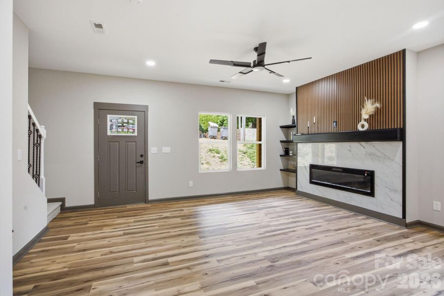 Spacious, unfurnished interior of a new home in , Kannapolis (Image 18).
