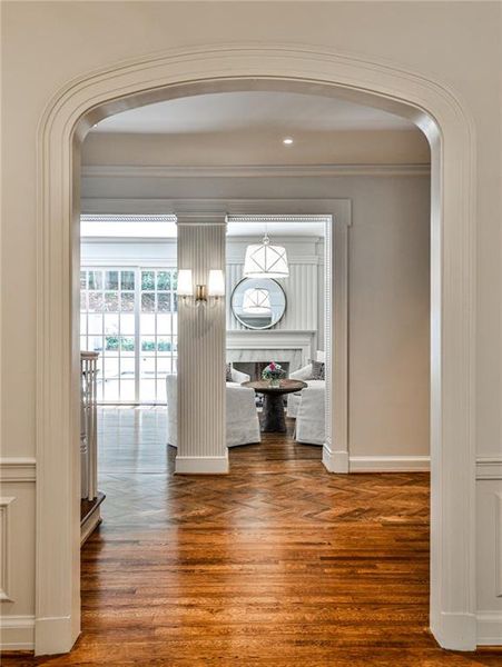 Spacious, unfurnished interior of a new home in , Atlanta (Image 25).