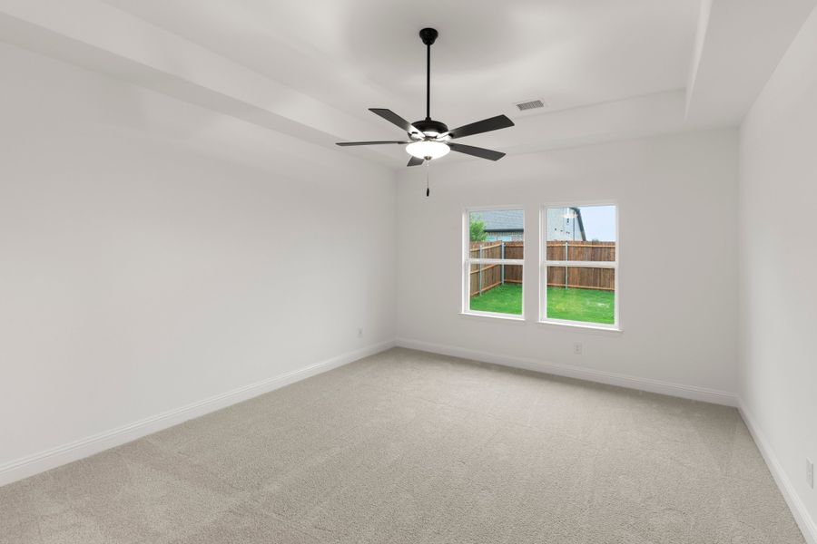 Representative unfurnished interior of a home built from the Honor by Rockwell Homes in Creekside, Royse City (Image 65).