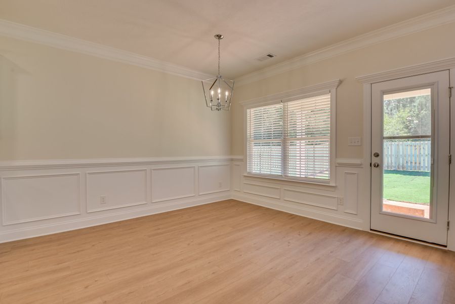 Spacious, unfurnished interior of a new home in The Sanctuary, Aiken (Image 32).