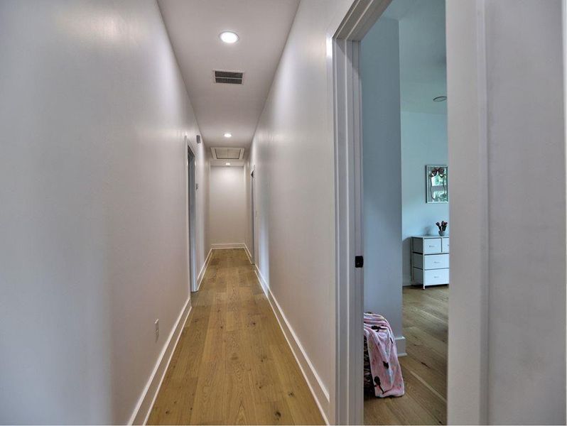 Spacious, unfurnished interior of a new home in , Smyrna (Image 23).