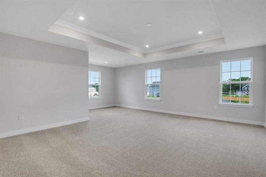 Spacious, unfurnished interior of a new home in Edinburgh, Locust Grove (Image 39).