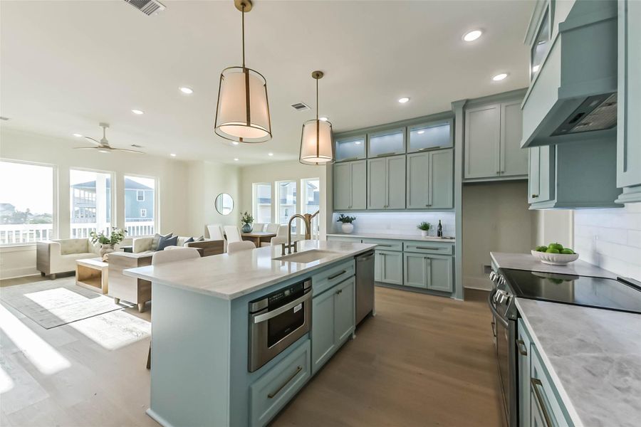 Furnished interior view inside a new home in , Galveston (Image 9).