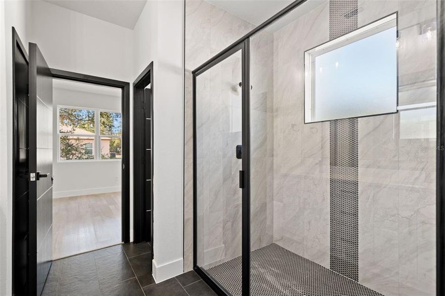 Furnished interior view inside a new home in , Dunnellon (Image 6).