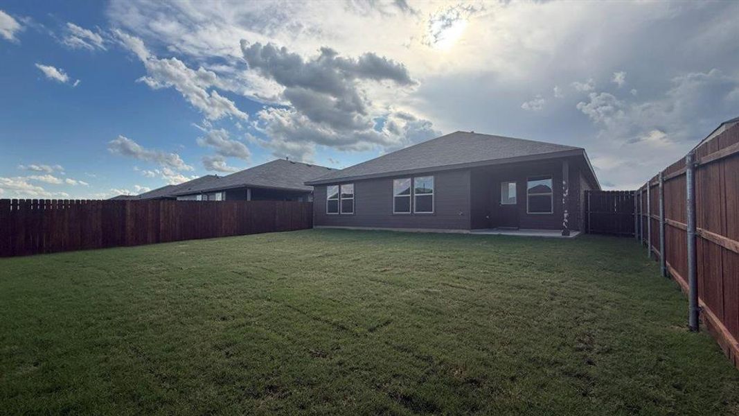 Yard-All Home and community information, including pricing, included features, terms, availability and amenities, are subject to change at any time without notice or obligation. All Drawings, pictures, photographs, video, square footages, floor plans, elevations, features, colors and sizes are approximate for illustration purposes only and will vary from the homes as built. Yard-All Home and community information, including pricing, included features, terms, availability and amenities, are subject to change at any time without notice or obligation. All Drawings, pictures, photographs, video, square footages, floor plans, elevations, features, colors and sizes are approximate for illustration purposes only and will vary from the homes as built.