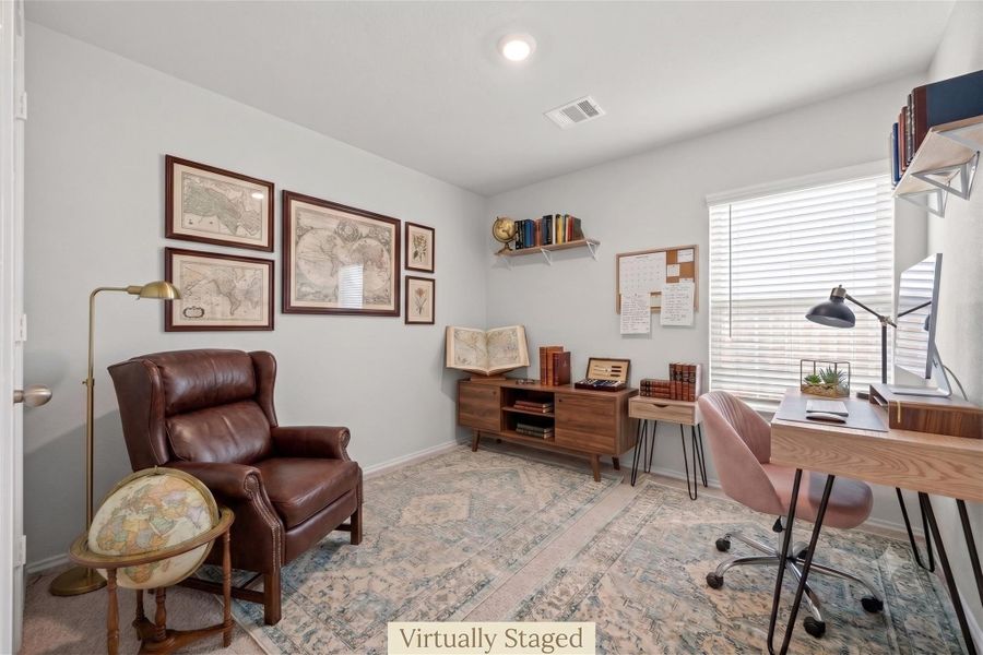 STUDY ROOM VIRTUALLY STAGED