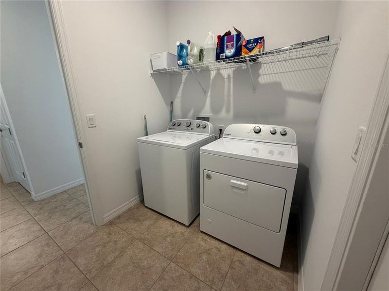 Close-up of interior finishes inside a home in , Ocala (Image 21). Close-up of interior finishes inside a home in , Ocala (Image 21).