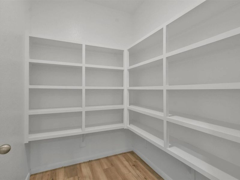 Spacious, unfurnished interior of a new home in River Ranch Meadows, Dayton (Image 22).