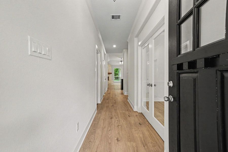 Spacious, unfurnished interior of a new home in Encino Estates, Dayton (Image 38).