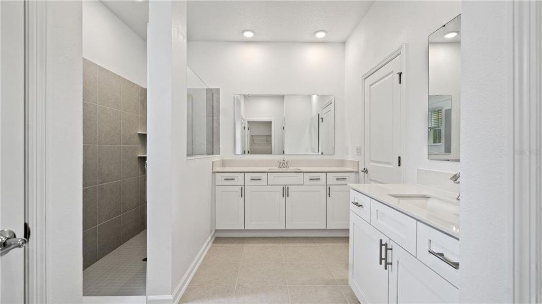 Furnished interior view inside a new home in Bridgewalk, St. Cloud (Image 6).