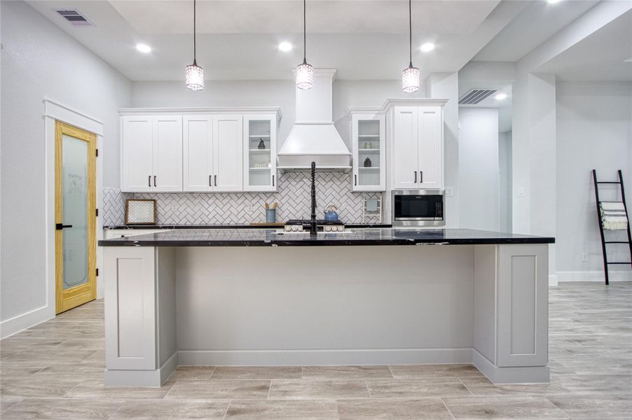 Furnished interior view inside a new home in , Plantersville (Image 5).