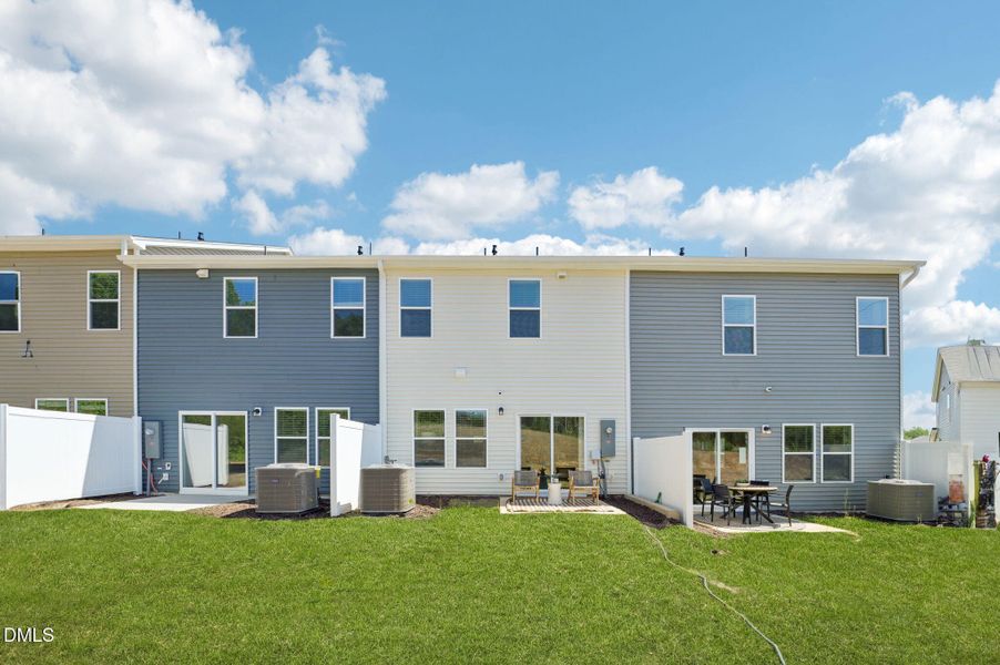 36-web-or-mls-Raleigh - Oakwood - 1064 W