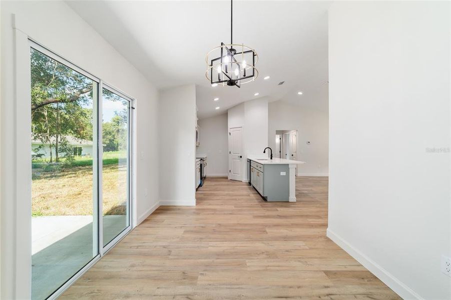 Spacious, unfurnished interior of a new home in , Ocala (Image 14).
