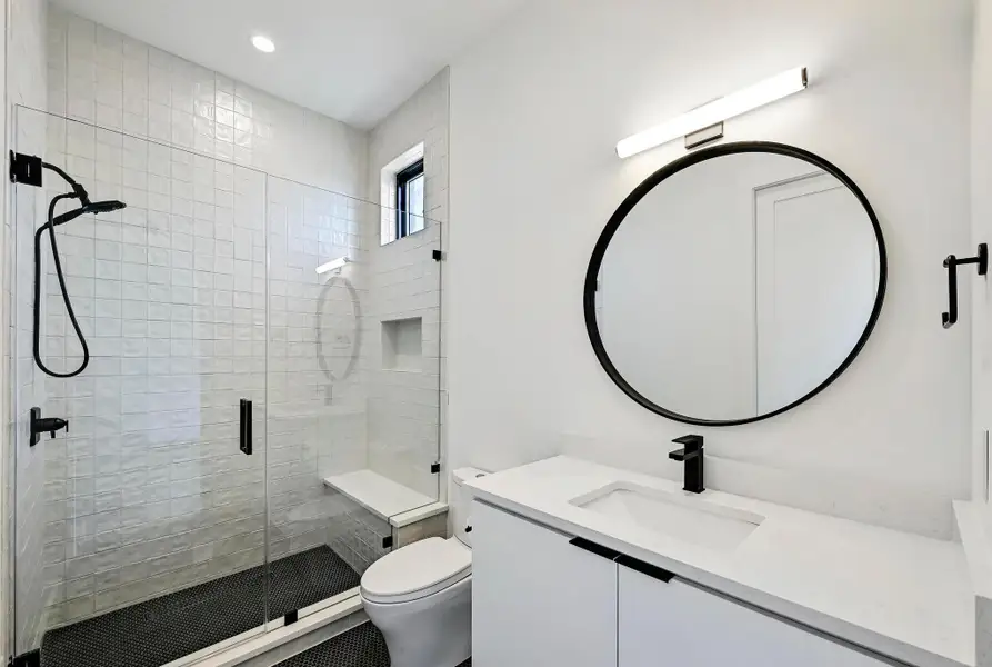 En suite bathroom for Bedroom 2. En suite bathroom for Bedroom 2.