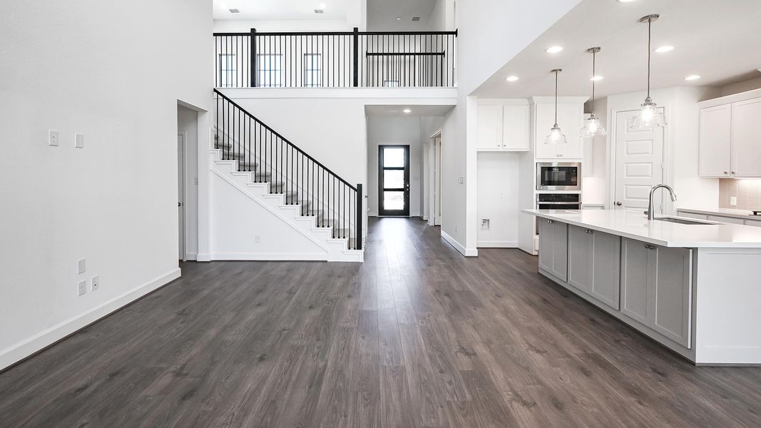 Image 35 of a home in Juniper Springs.