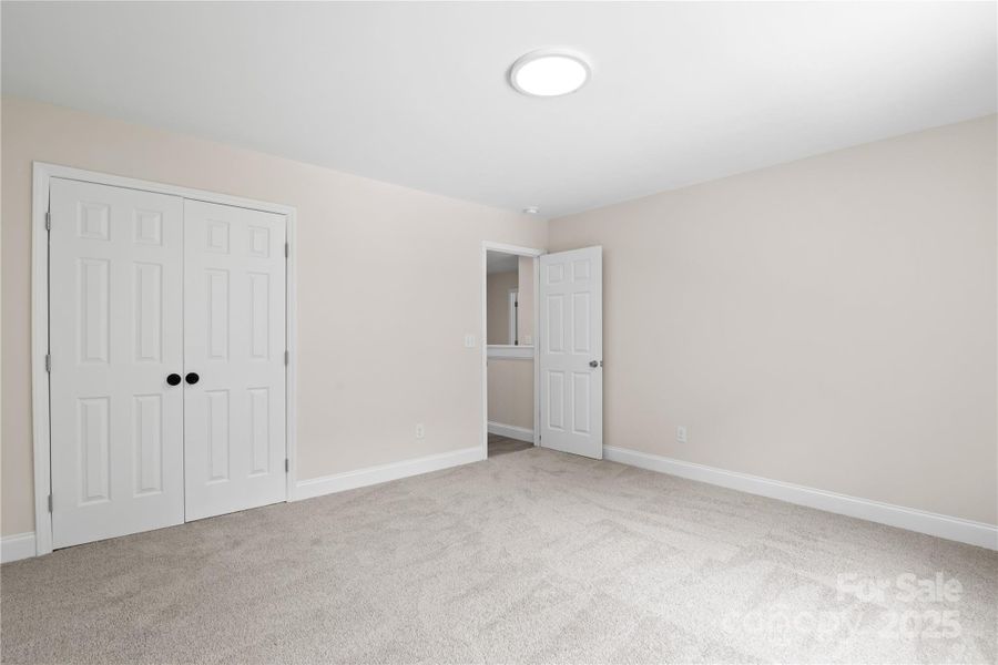 Spacious, unfurnished interior of a new home in , Monroe (Image 16).