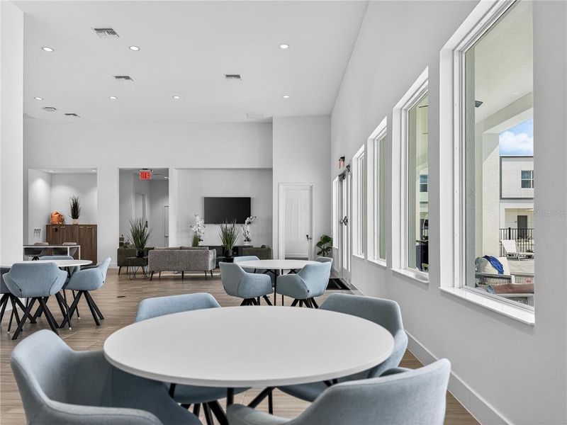 Community amenities in , Davenport (Image 45).