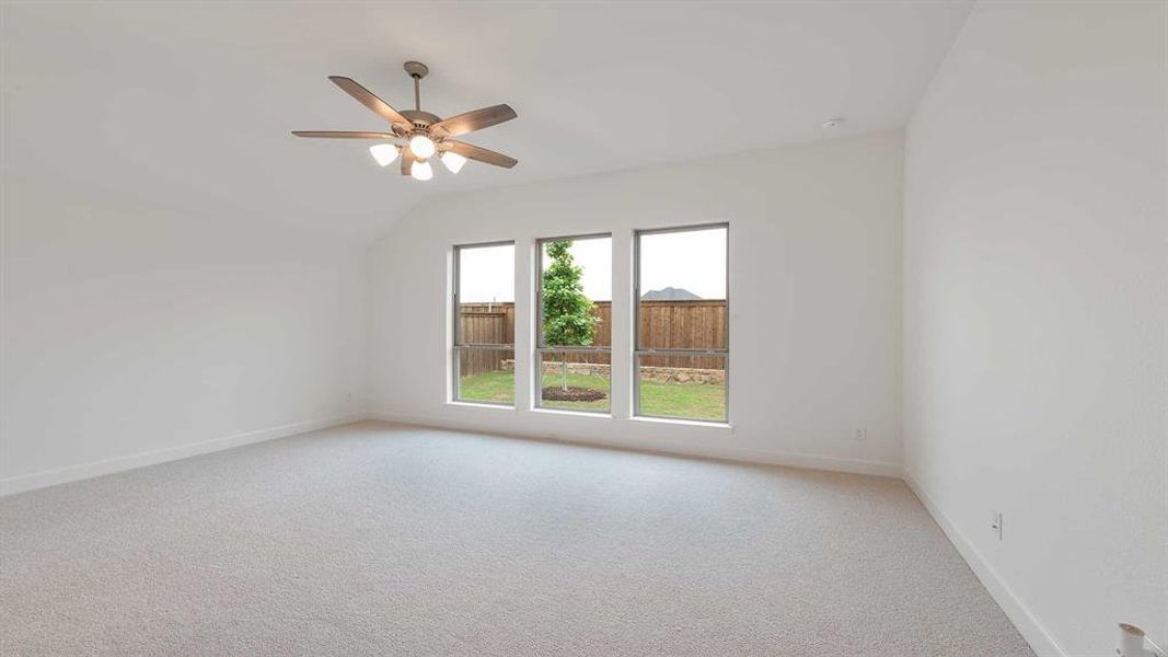 Spacious, unfurnished interior of a new home in Hillstead, Lavon (Image 23).