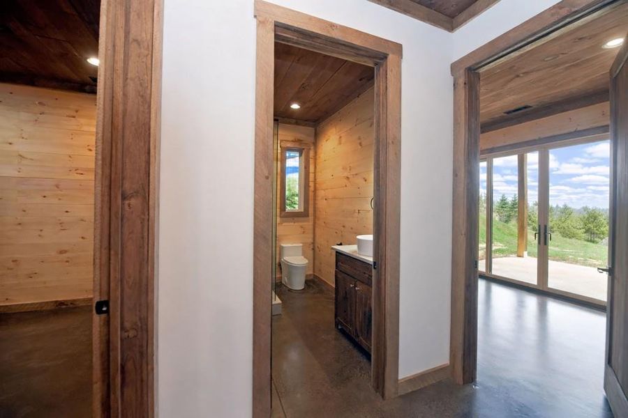 Furnished interior view inside a new home in , Blue Ridge (Image 32). Furnished interior view inside a new home in , Blue Ridge (Image 32).