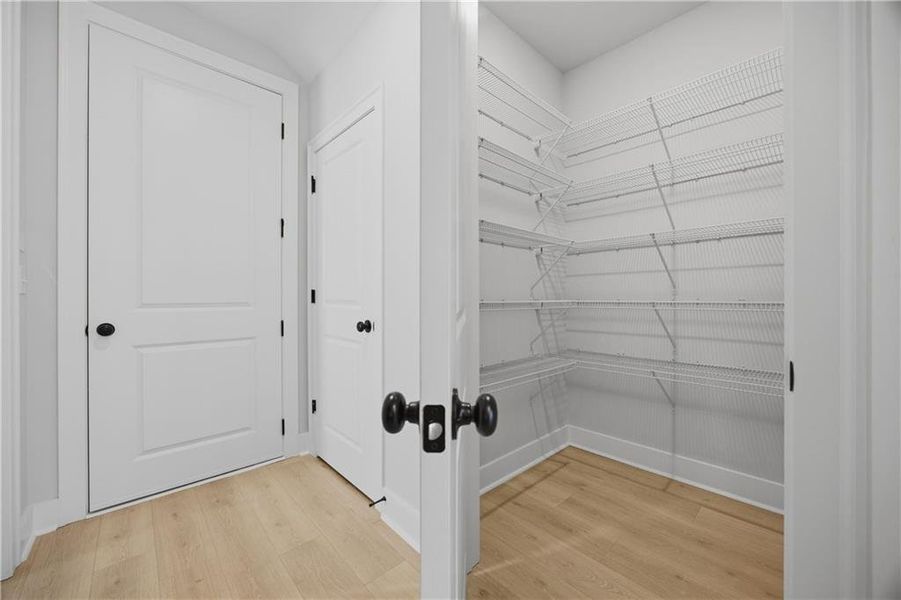 Spacious, unfurnished interior of a new home in Yellowstone Farms, Cumming (Image 25).