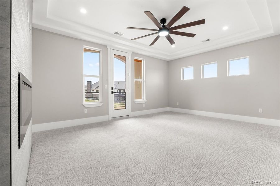 Spacious, unfurnished interior of a new home in , Centennial (Image 17).