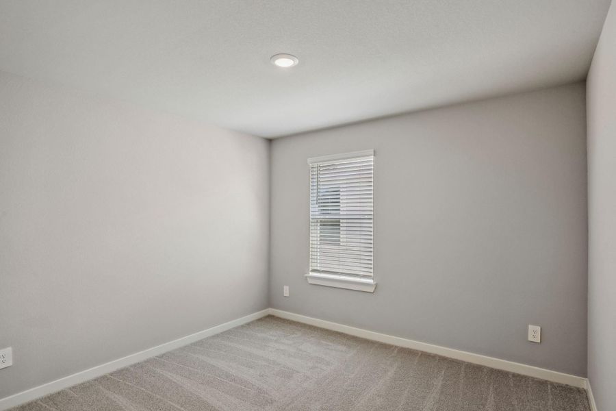 Photo is not of the actual home, but is an inspirational photo of builder’s model home and may depict options, furnishings, and/or decorator features that are not included Photo is not of the actual home, but is an inspirational photo of builder’s model home and may depict options, furnishings, and/or decorator features that are not included