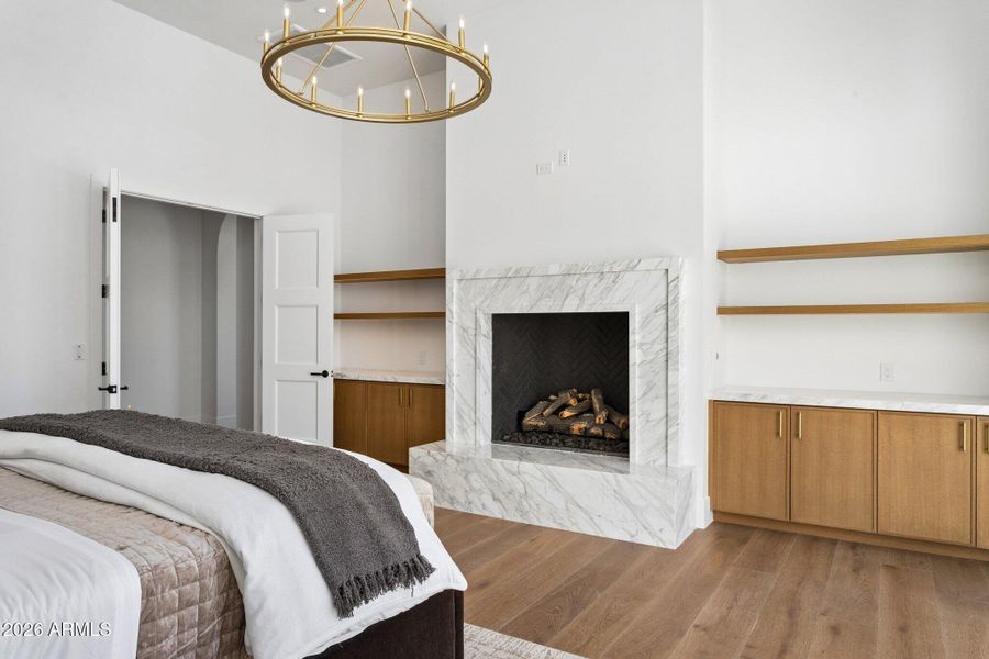 36-web-or-mls-6610-n-mountain-view-rd