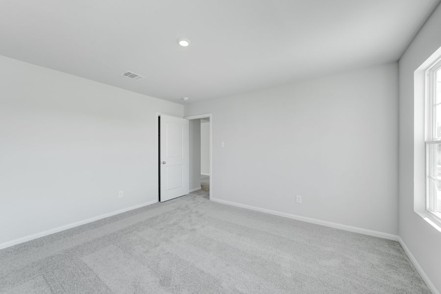 Representative unfurnished interior of a home built from the Adams by National HomeCorp in Lincolnton, Lincolnton (Image 35).