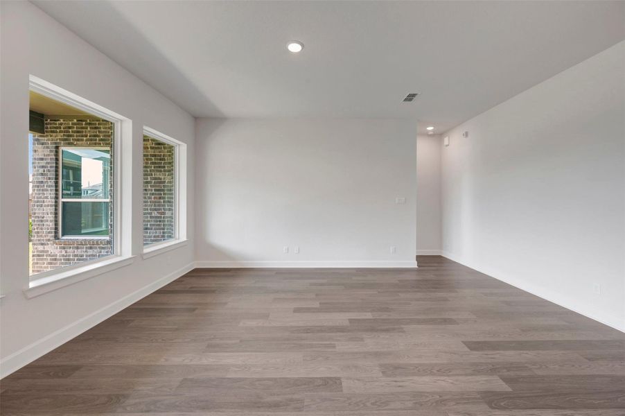 Spacious, unfurnished interior of a new home in Brookewater - Ascent Collection, Rosenberg (Image 32).
