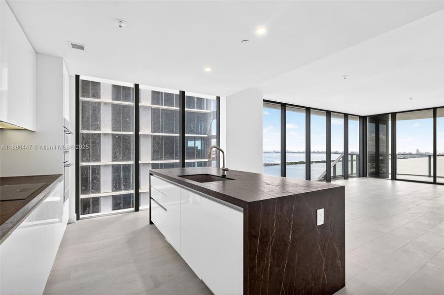 Image 48 of a home in .