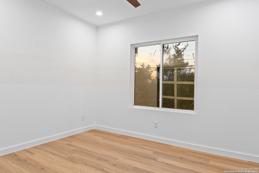 Spacious, unfurnished interior of a new home in , San Antonio (Image 40).