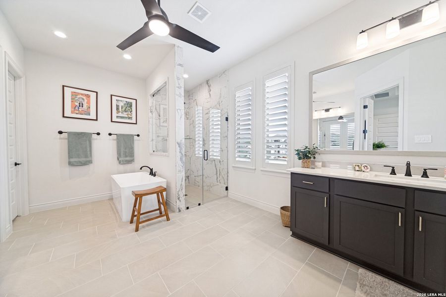 Furnished interior view inside a new home in Esperanza - 80' & 90', Boerne (Image 5).