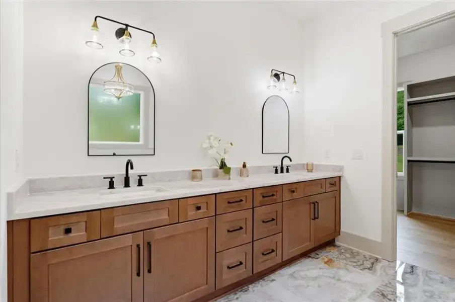 Furnished interior view inside a new home in , Hull (Image 38).