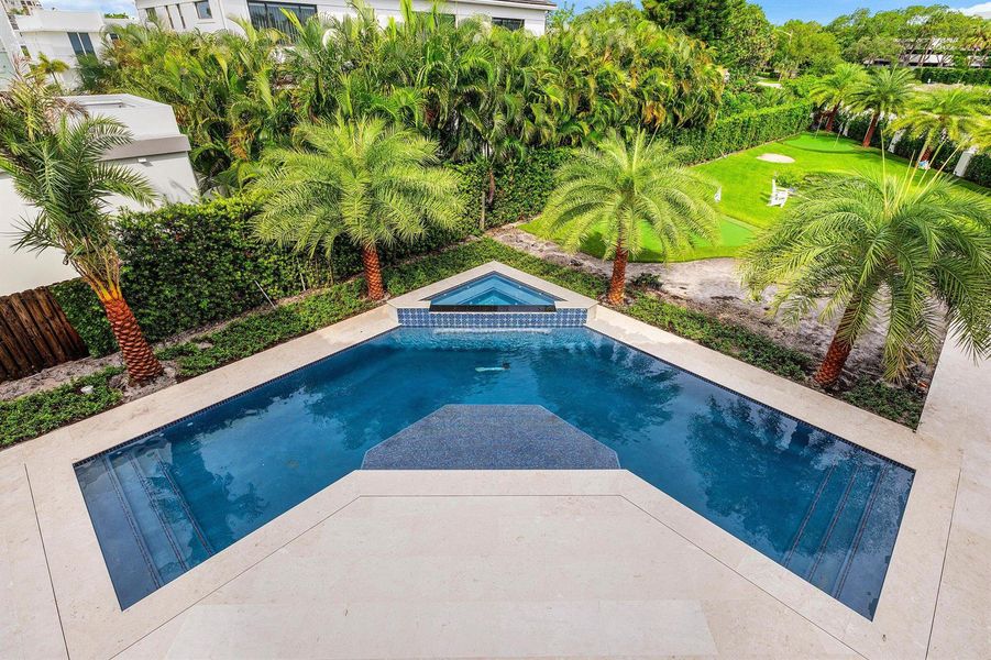 Balcony View Pool