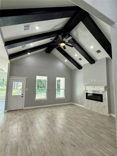 Image 36 of a home in .