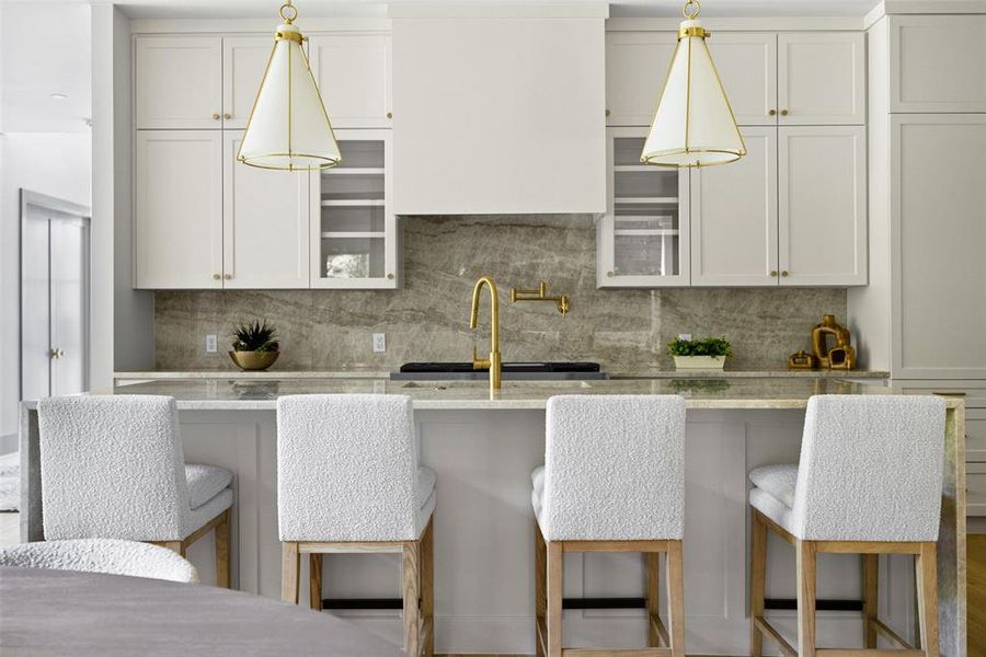Furnished interior view inside a new home in , Dallas (Image 17). Furnished interior view inside a new home in , Dallas (Image 17).