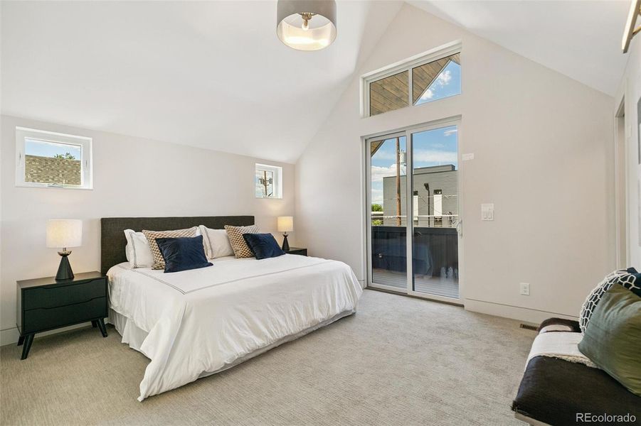 14' Vaulted Ceilings! Large Primary Suite!