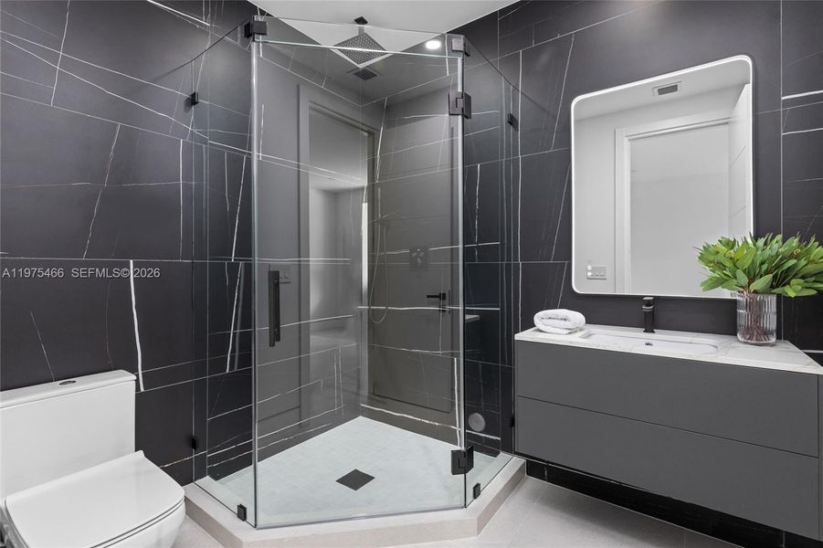 Furnished interior view inside a new home in , Pinecrest (Image 5).