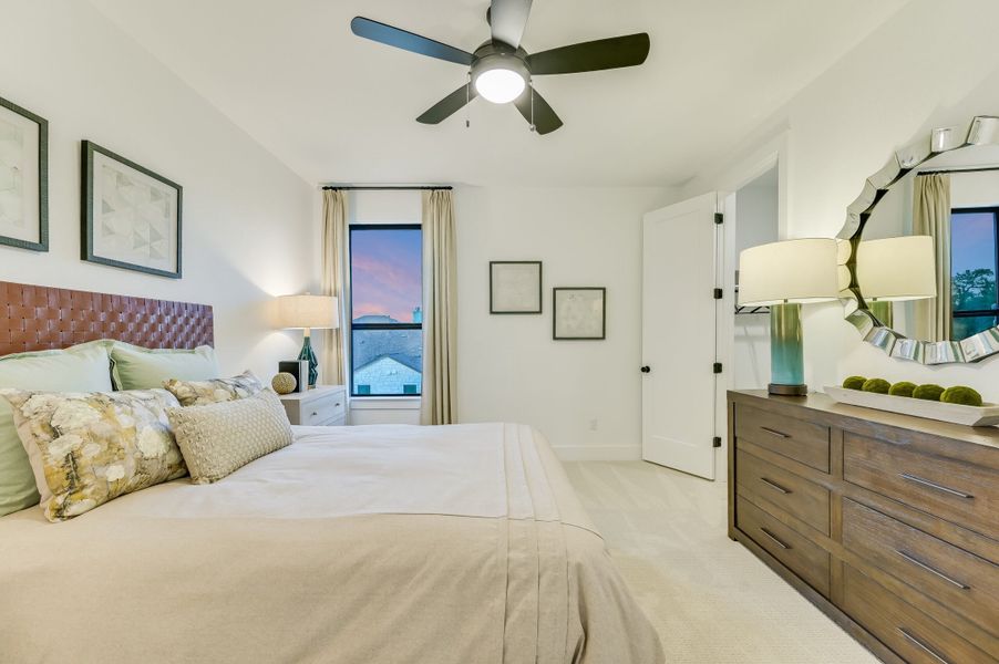 Representative furnished interior of a home built from the San Simeon I by Giddens Homes in Clearwater Ranch, Liberty Hill (Image 160).
