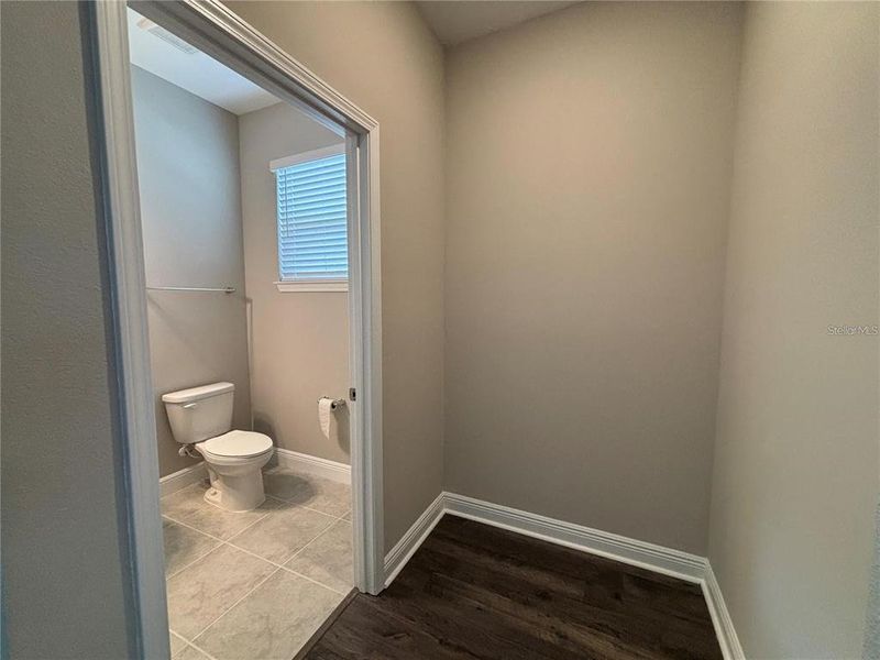 Spacious, unfurnished interior of a new home in , Winter Garden (Image 16).