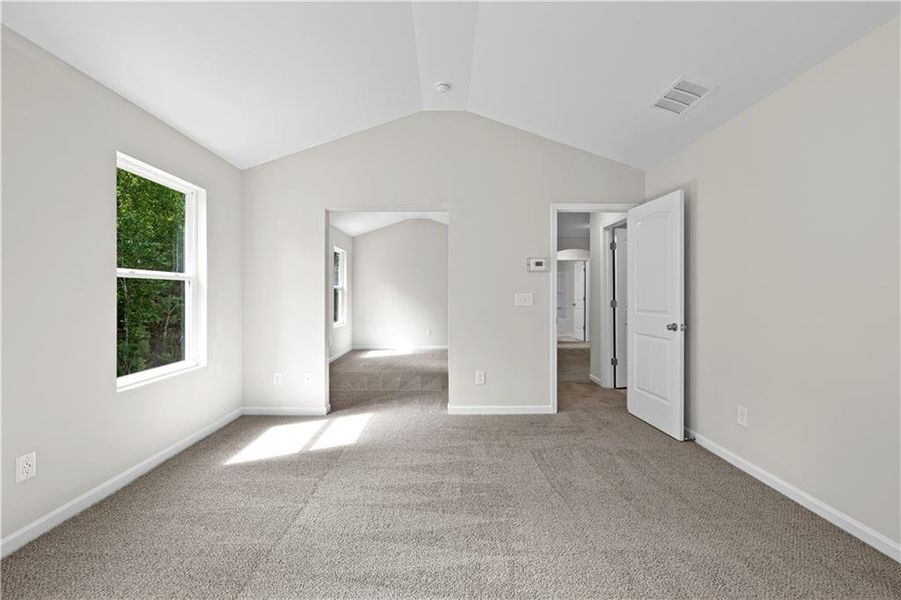 Spacious, unfurnished interior of a new home in , Villa Rica (Image 16).