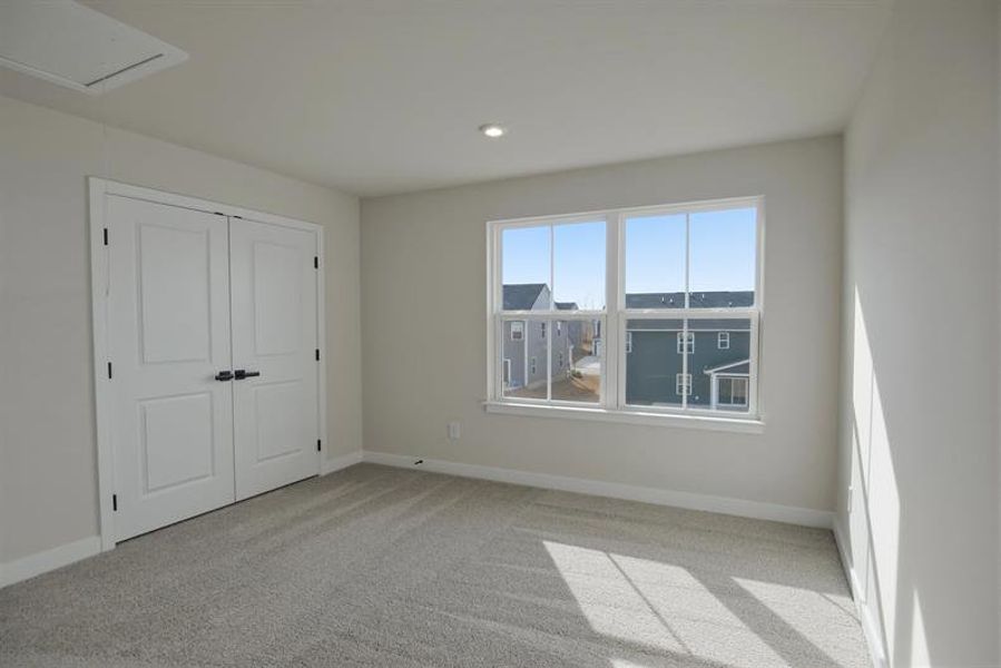 Spacious, unfurnished interior of a new home in Berkeley, Spartanburg (Image 26).