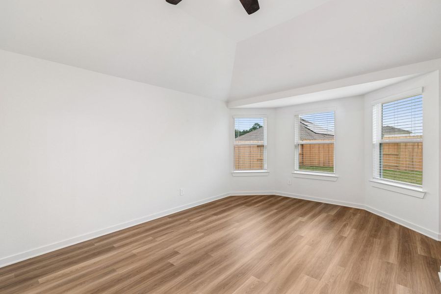 Spacious, unfurnished interior of a new home in Pinewood at Grand Texas, New Caney (Image 17). Spacious, unfurnished interior of a new home in Pinewood at Grand Texas, New Caney (Image 17).