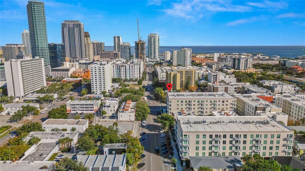 Condo located in St. Petersburg, FL showcasing its design and architecture (Image 26). Condo located in St. Petersburg, FL showcasing its design and architecture (Image 26).
