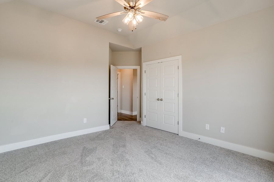 Spacious, unfurnished interior of a new home in Rocky Top Ranch, Reno (Image 21). Spacious, unfurnished interior of a new home in Rocky Top Ranch, Reno (Image 21).