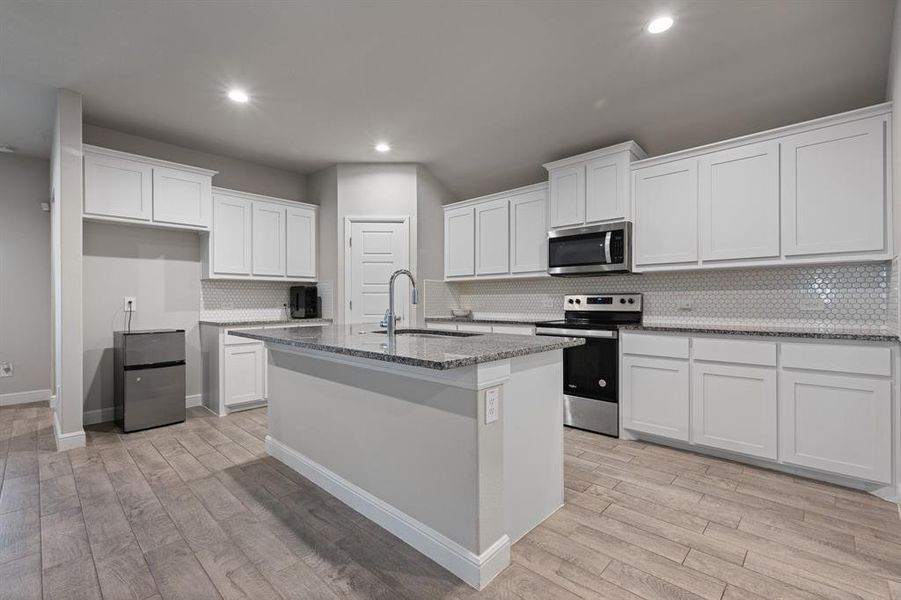 Furnished interior view inside a new home in The Parks of Alvarado, Alvarado (Image 17).