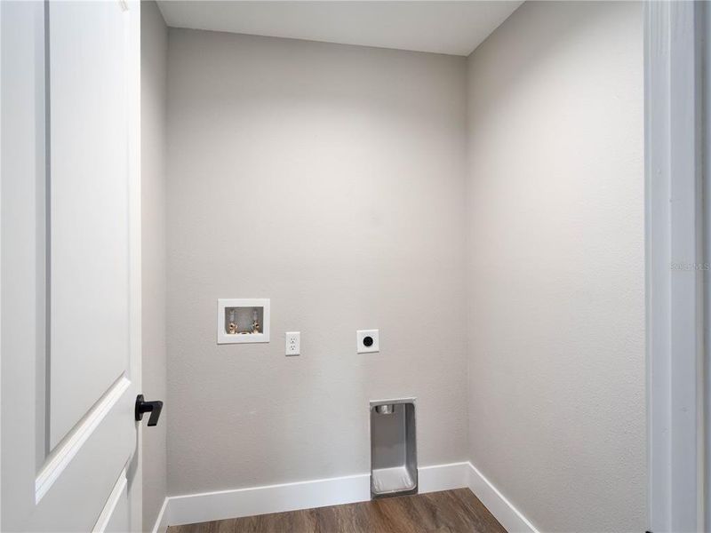 Spacious, unfurnished interior of a new home in , Trenton (Image 9).