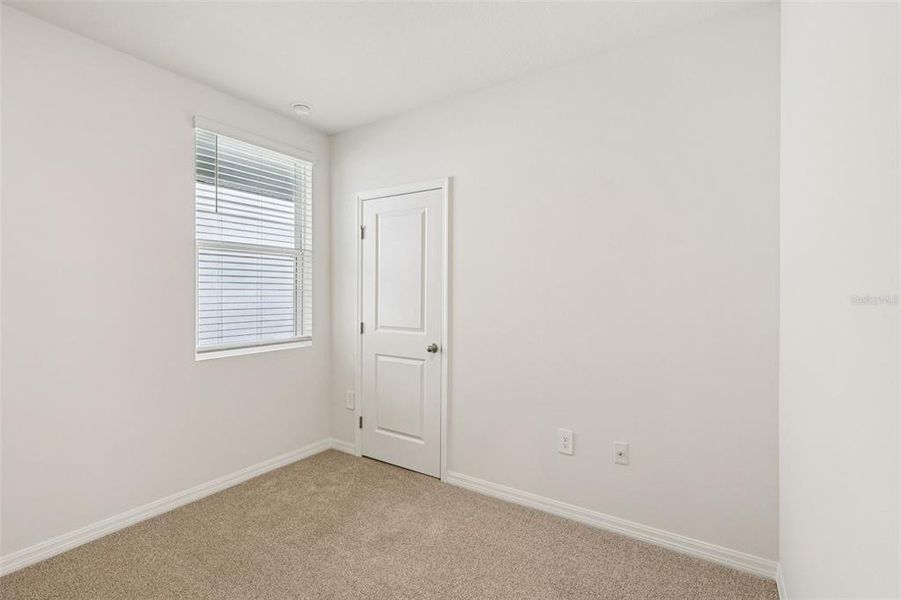 Spacious, unfurnished interior of a new home in Wynnstone - Classic Series, Haines City (Image 16).